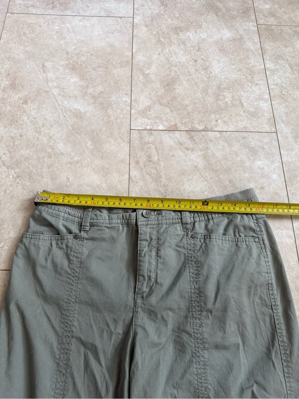 croft & barrow Olive Green Cargo Crop Pants
